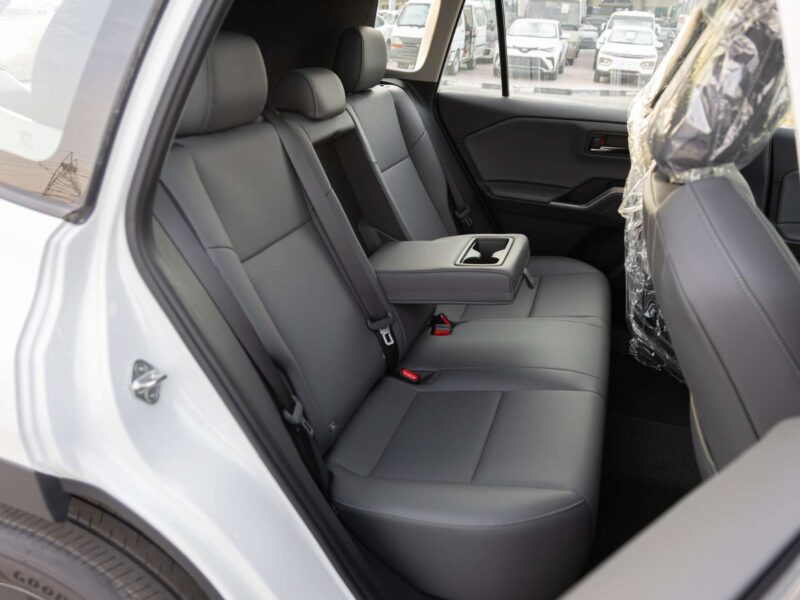 2026 TOYOTA RAV 4 2.0L 4-Cylinder Petrol Engine White Grey SUV Chinese Specs Automatic