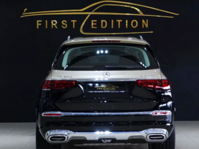 2023 Mercedes-Maybach GLS 600 4Matic 4.0L V8 Biturbo Black Red SUV GCC Specs Pristine Condition