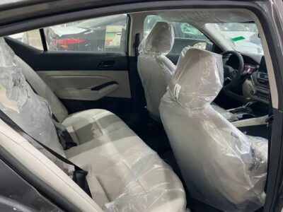 2025 Nissan Altima 2.5L Naturally Aspirated 4 Cylinders Petrol Engine Grey Beige Sedan GCC