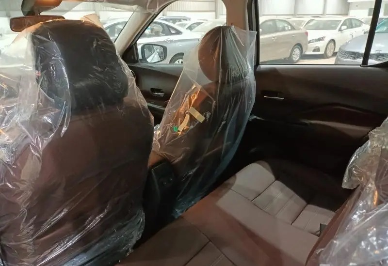 2025 Nissan Kicks 2.0-liter DOHC 4-Cylinder Petrol Engine Grey Brown SUV Automatic