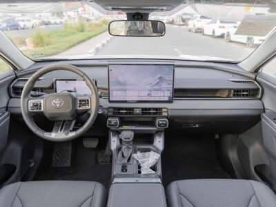 2026 TOYOTA RAV 4 2.0L 4-Cylinder Petrol Engine White Grey SUV Chinese Specs Automatic