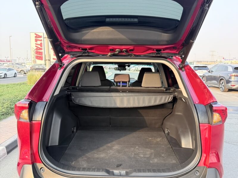 2023 TOYOTA RAV 4 XLE 2.5 litres 4 Cylinders Petrol Engine Red Grey SUV American Specs