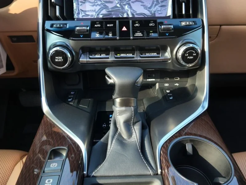 2026 Lexus LX 600 Signature 3.5 Litres Twin-Turbo V6 Petrol Engine White Tan SUV GCC specs