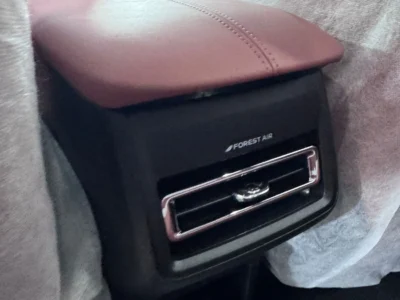 2026 Changan UNI-Z 1.5 Litres 4 Cylinders Petrol Engine White Red SUV Chinese Specs Fully Loaded
