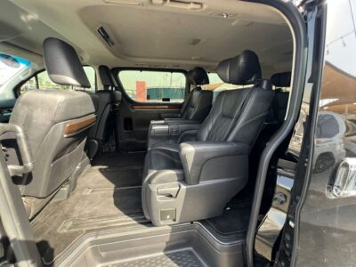 2021 Toyota Granvia PREMIUM 3.5 Litres V6 Petrol Engine Black Van GCC Specs RWD FULL OPTIONS