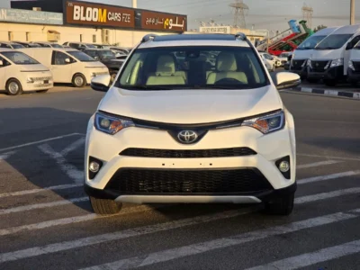 2018 Toyota RAV 4 XLE 2.5 Litres 4 Cylinders Petrol Engine White SUV American Specs FULL OPTION