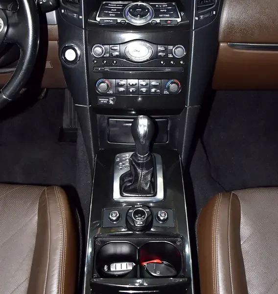2016 Infiniti QX70 Luxury 6 Cylinders Petrol Engine Brown SUV GCC Specs Automatic