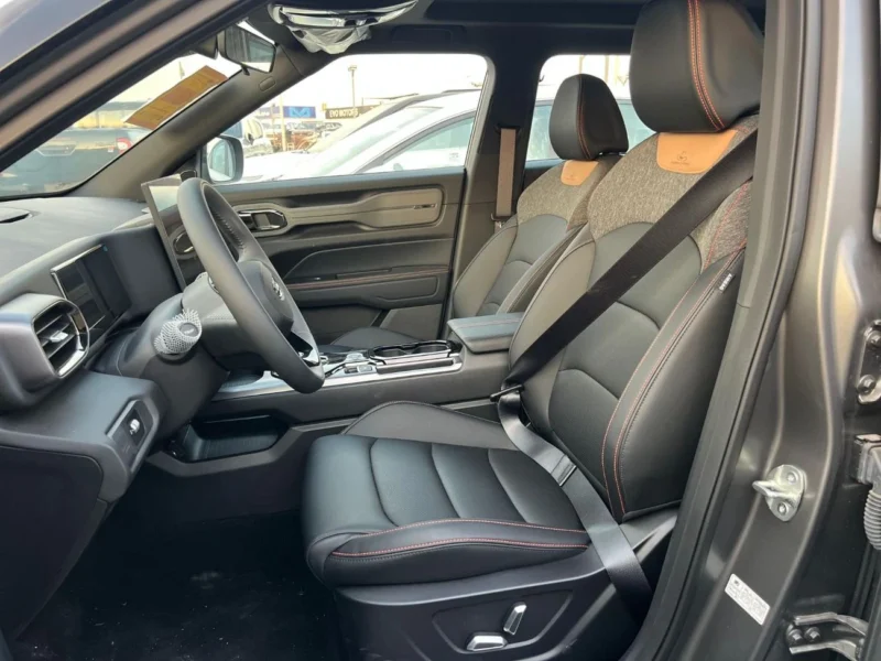 2026 Geely Cowboy 1.5 Litres 4 Cylinders Petrol Engine Grey Black SUV Chinese Specs