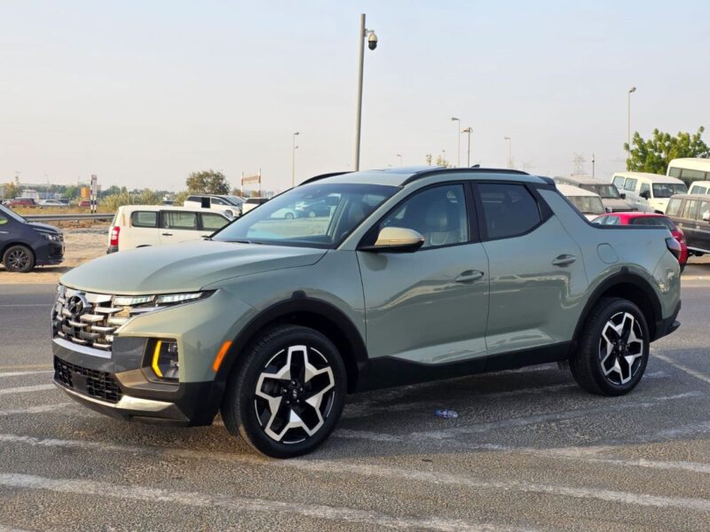 2022 Hyundai Santa Cruz Limited 2.5L Turbo 4 Cylinders Petrol Engine Green Black Pickup Truck US Specs