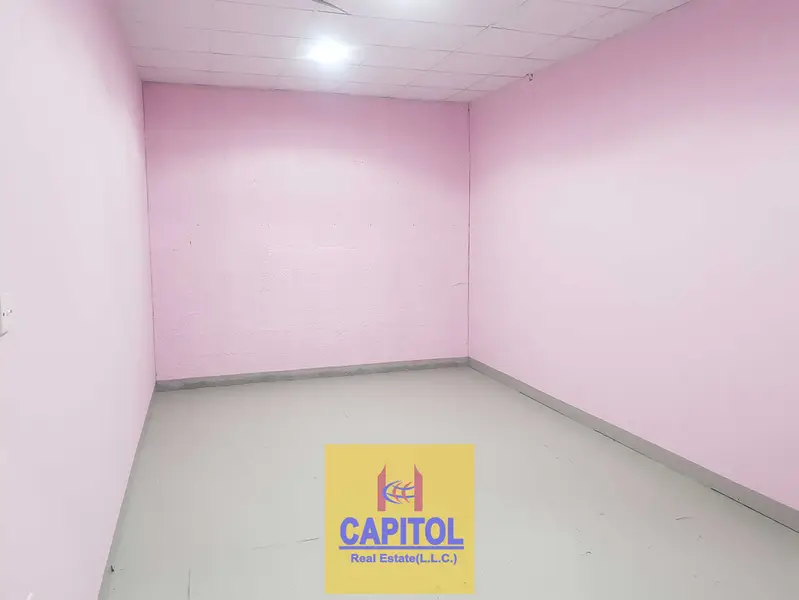 575 SQFT Low Budget Storage Warehouse Ready to Move in Al Quoz (BK) Al Quoz Industrial Area 4