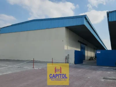 220 sqft Al Quoz Industrial Area 3 Small Storage Warehouse for Rent only 17600 Per month