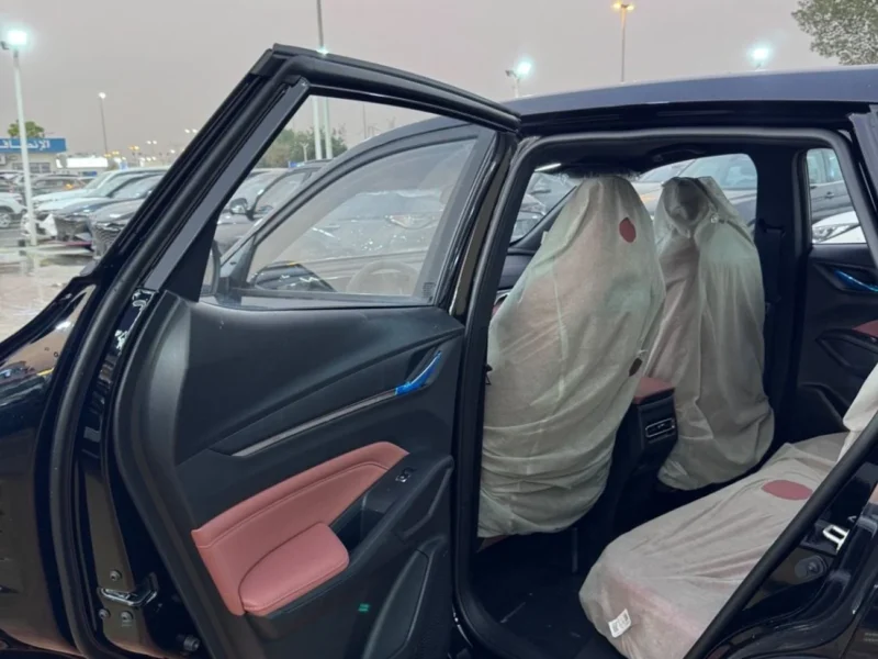 2026 Changan X5 Plus Pioneer 1.5 Litres 4 Cylinders Petrol Engine Black Red SUV Chinese Specs