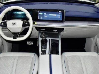 2022 MG Whale Luxury 4 Cylinders Petrol Engine White Beige Crossover Chinese Specs Automatic