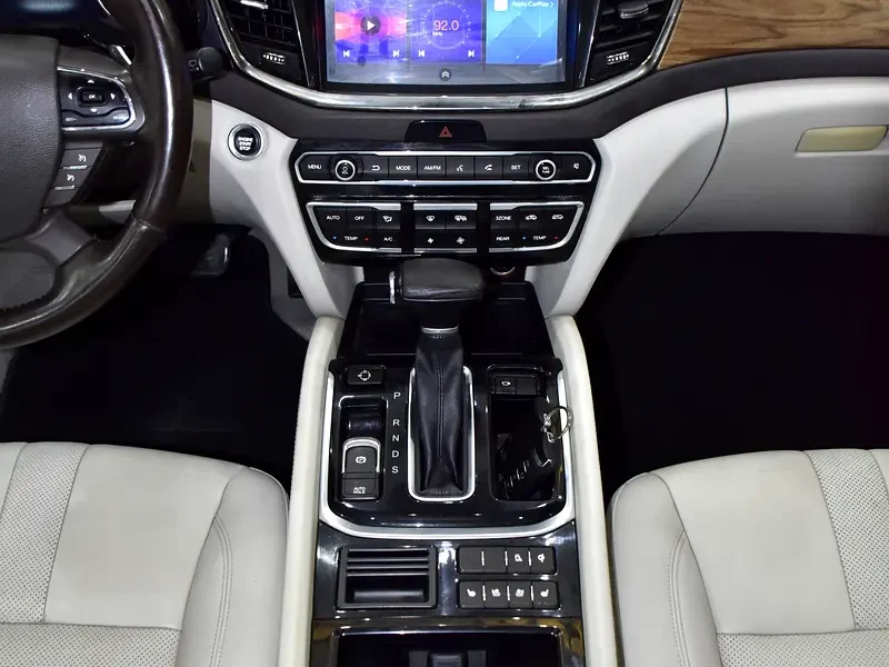 2021 GAC GS8 GL 320T 4 Cylinders Petrol Engine Black Beige SUV GCC Specs Automatic