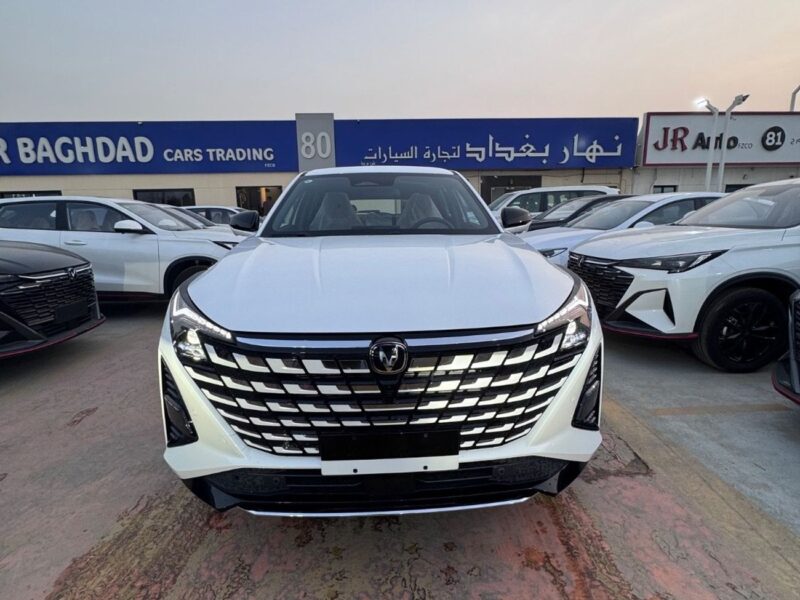 2026 Changan UNI-Z 1.5 Litres 4 Cylinders Petrol Engine White Red SUV Chinese Specs Fully Loaded