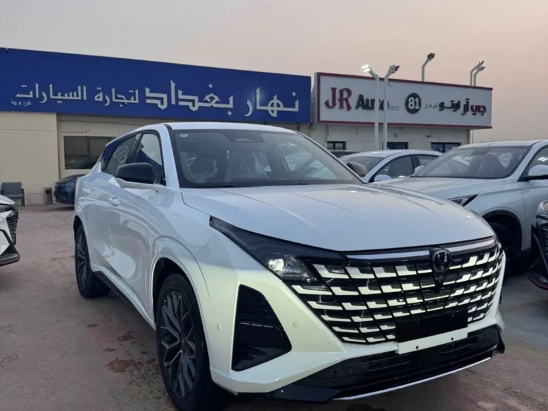 2026 Changan UNI-Z 1.5 Litres 4 Cylinders Petrol Engine White Red SUV Chinese Specs Fully Loaded