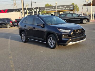 2024 Toyota RAV 4 XLE 2.5 Litres 4 Cylinders Petrol Engine Black SUV American Specs FULL OPTION