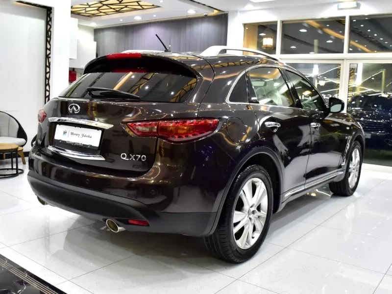 2016 Infiniti QX70 Luxury 6 Cylinders Petrol Engine Brown SUV GCC Specs Automatic