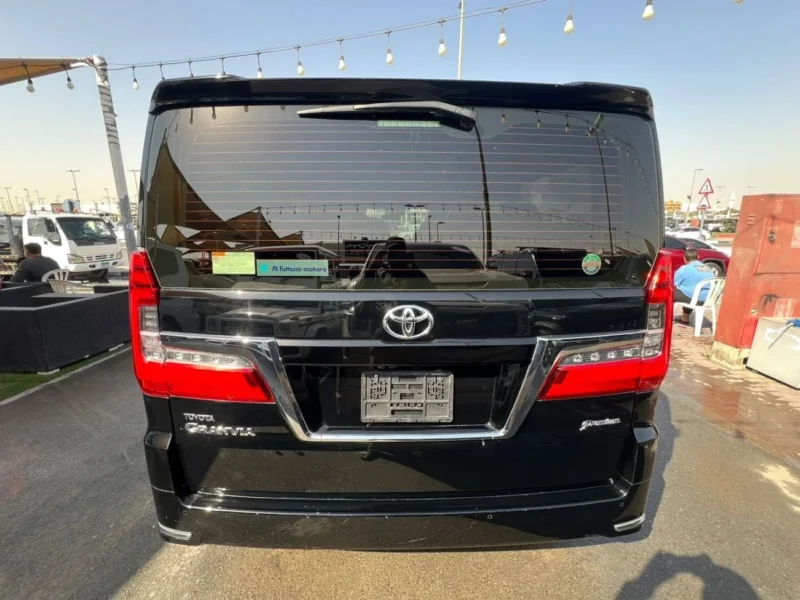 2021 Toyota Granvia PREMIUM 3.5 Litres V6 Petrol Engine Black Van GCC Specs RWD FULL OPTIONS