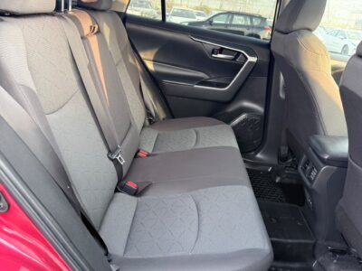 2023 TOYOTA RAV 4 XLE 2.5 litres 4 Cylinders Petrol Engine Red Grey SUV American Specs