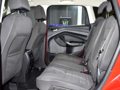 2016 Ford Escape S 4 Cylinders Petrol Engine Red Black Crossover GCC Specs Automatic