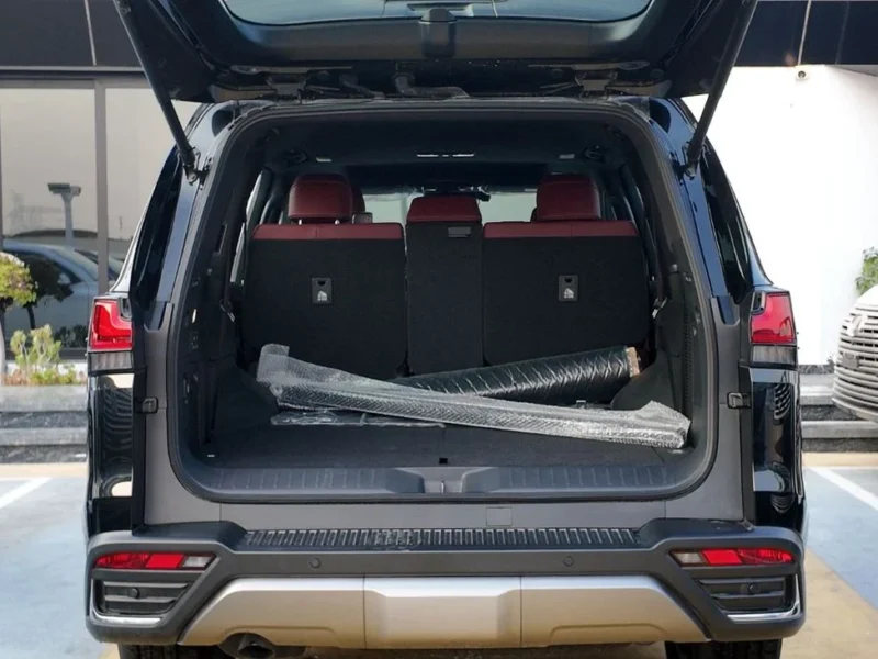 2026 Lexus LX 600 Signature 3.5 Litres Twin-Turbo V6 Petrol Engine Black Red SUV GCC specs