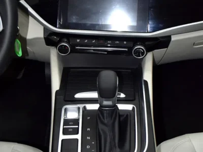 2026 Chery Arrizo 5 Comfort 4 Cylinders Petrol Engine Blue Beige Sedan GCC Specs Automatic
