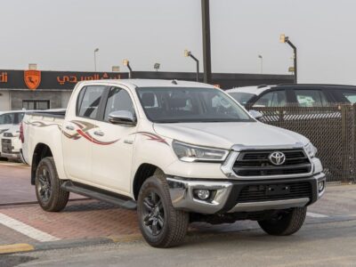 2026 Toyota Hilux Double Cab GLX 2.7L 4-Cylinder Petrol Engine White Red Pickup Truck GCC Specs