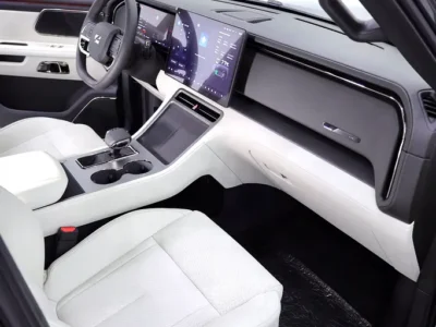 2026 Rox 01 Captain ETE 1.5 Litres 4 Cylinders Plug-In Hybrid Engine Grey White SUV Chinese Specs