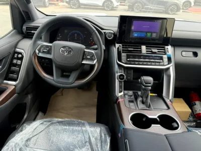 2026 Toyota Land Cruiser GXR 3.5 Litres Twin-Turbo 6 Cylinders Petrol Engine Black SUV GCC