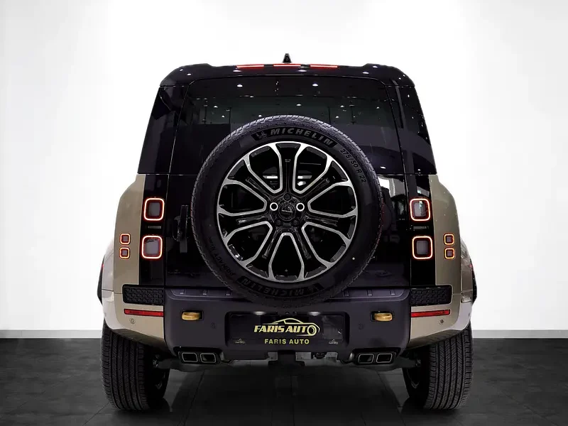 2026 Land Rover Defender 110 Octa P635 Twin-Turbo V8 Engine Gold Tan SUV FULLY LOADED