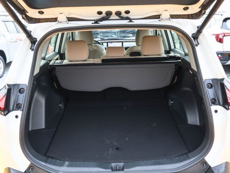 2026 Toyota RAV 4 XLE 2.0 Litres 4-Cylinder DOHC Petrol Engine White Beige SUV GCC Spes
