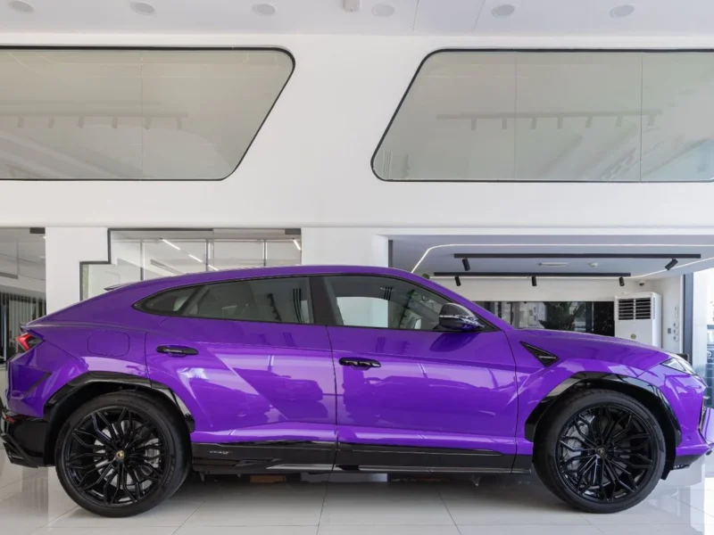 2026 Lamborghini Urus SE 4.0 Litres Twin-Turbo V8 Hybrid Engine Purple White SUV European Specs