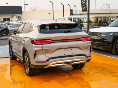 2025 BYD Song Plus DM-i 1.5 Litres 4-Cylinder Plug-in Hybrid Engine Grey White SUV Chinese Specs