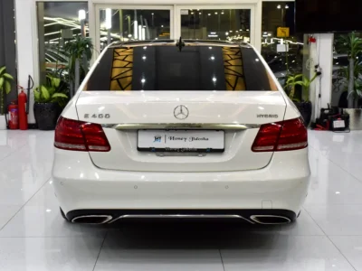 2014 Mercedes-Benz E-Class E 400 6 Cylinders Hybrid Engine White Black Sedan Japanese Specs