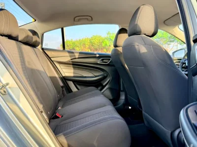 2022 MG MG5 Standard 1.5 Litres 4 Cylinders Petrol Engine Silver Black Sedan GCC Specs