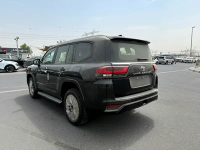 2026 Toyota Land Cruiser GXR 3.5 Litres Twin-Turbo 6 Cylinders Petrol Engine Black SUV GCC