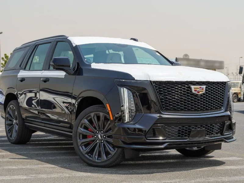 2026 Cadillac Escalade V SERIES 6.2 Litres Supercharged V8 Petrol Engine Black White SUV GCC Specs