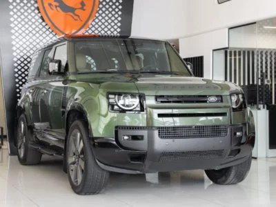 2026 Land Rover Defender 110 X-Dynamic HSE P400 4.0L 6 Cylinders Engine Dark Green Tan SUV