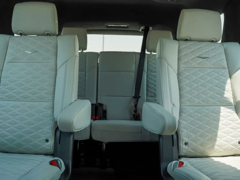 2026 Cadillac Escalade V SERIES 6.2 Litres Supercharged V8 Petrol Engine Black White SUV GCC Specs