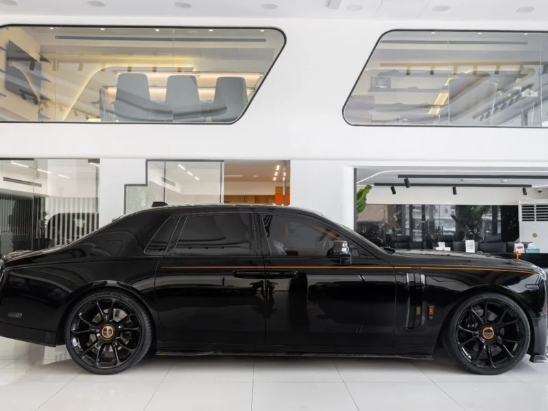 2021 Rolls Royce Phantom Standard 6.8 Litres 12 Cylinders Petrol Engine Black Orange Sedan