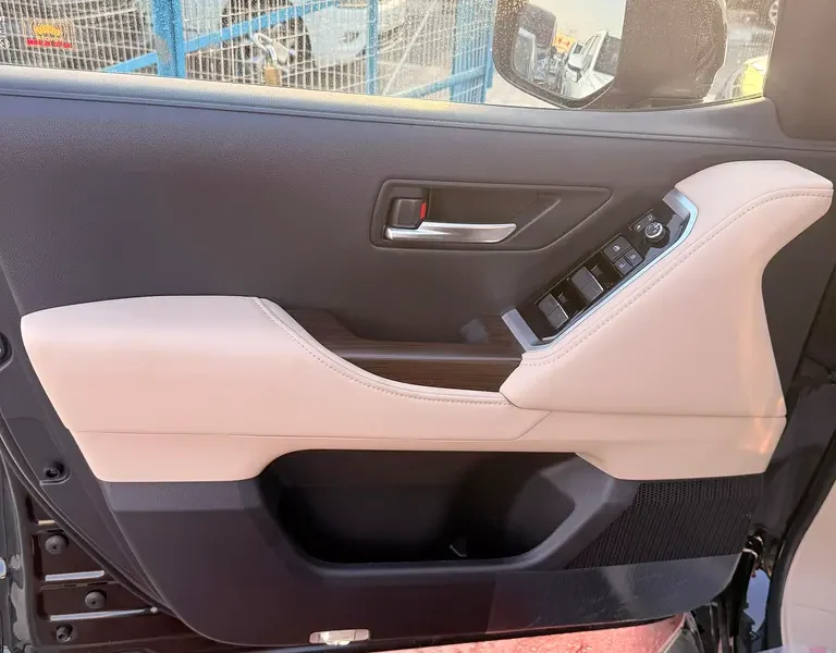 2026 Toyota Land Cruiser GXR 3.5 Litres Twin-Turbo 6 Cylinders Petrol Engine Black Beige SUV GCC