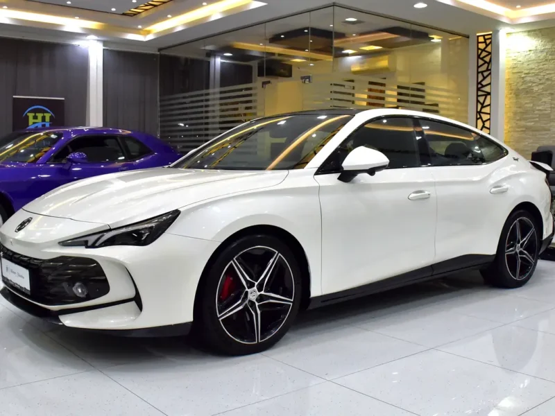 2022 MG MG 7 Sport 4 Cylinders Petrol Engine White Blue Sedan Chinese Specs Automatic