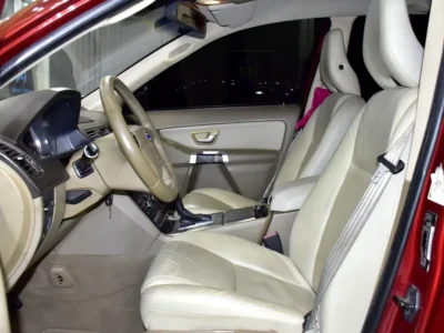 2011 Volvo XC90 Comfort 6 Cylinders Petrol Engine Red Beige SUV GCC Specs Automatic