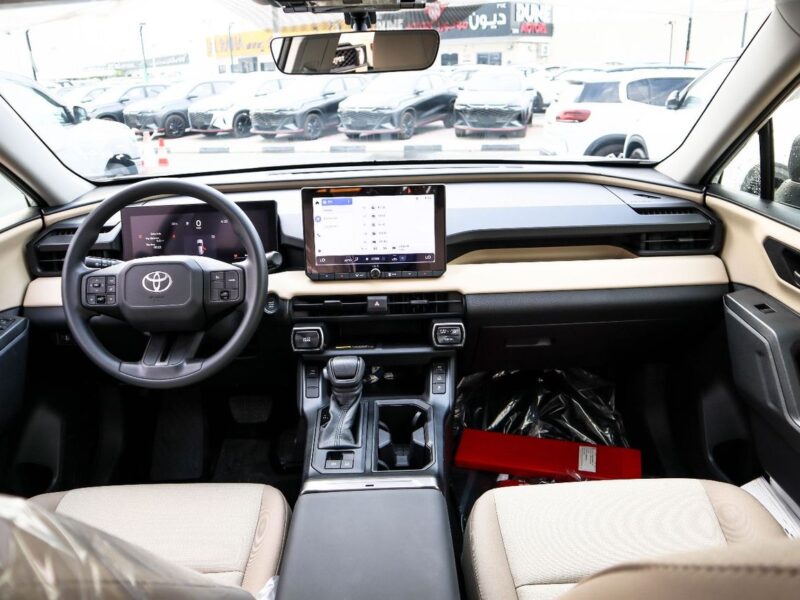 2026 Toyota RAV 4 XLE 2.0 Litres 4-Cylinder DOHC Petrol Engine White Beige SUV GCC Spes