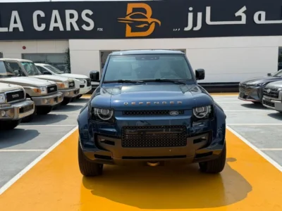 2026 Land Rover Defender Octa 4.4-liter twin-turbo V8 Petrol Engine Blue White SUV GCC Specs