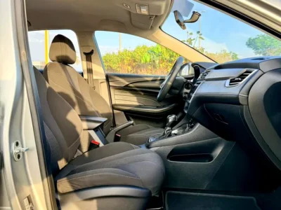 2022 MG MG5 Standard 1.5 Litres 4 Cylinders Petrol Engine Silver Black Sedan GCC Specs