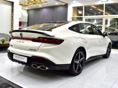 2022 MG MG 7 Sport 4 Cylinders Petrol Engine White Blue Sedan Chinese Specs Automatic