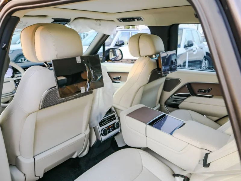 2026 Range Rover Autobiography P530 4.4L Twin-Turbo V8 Hybrid Engine Grey Beige SUV GCC Specs