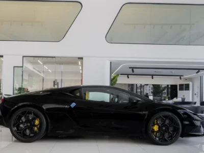 2026 Lamborghini Temerario 4.0L Twin-Turbo V8 Hybrid Black Yellow Black Sportback European Specs